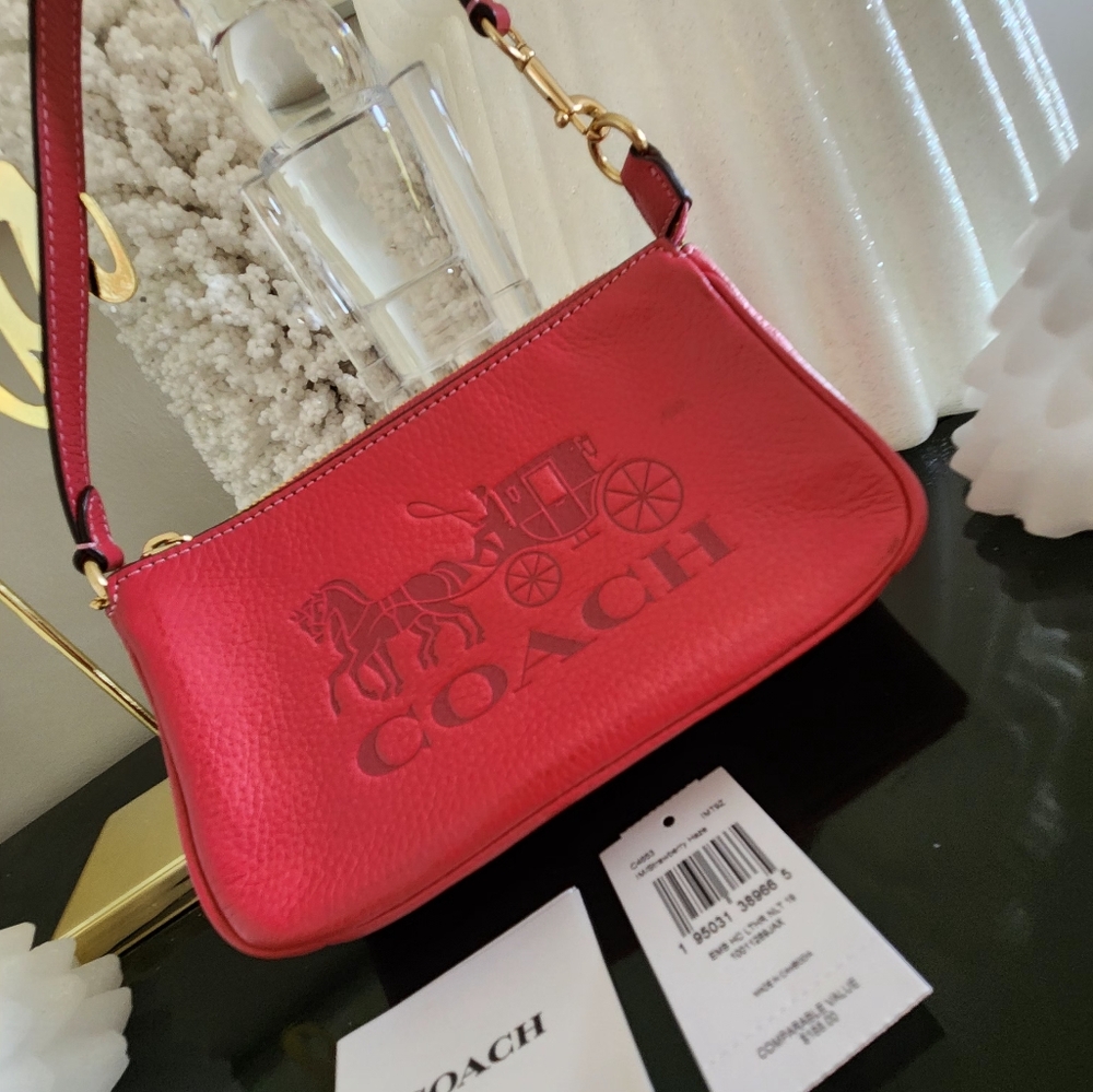 Coach Carriage. NWT. Gorgeous smaller sized raspberry pink pebbled leather bag! - Picture 4 of 8